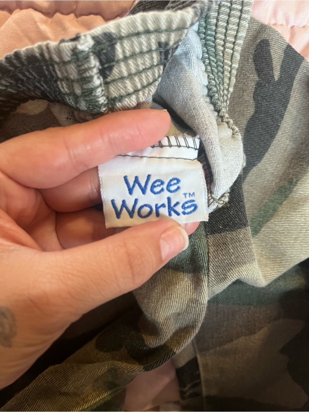Vintage WeeWorks Kids Camo Pull-On Joggers in Green - Picture 2 of 6